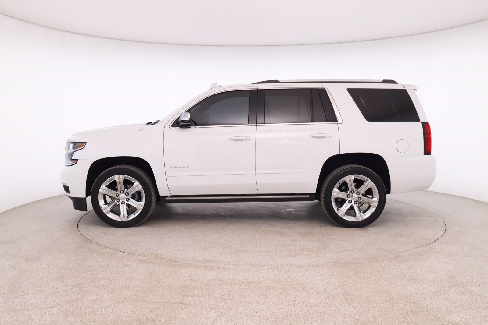 Certified Pre-Owned 2019 Chevrolet Tahoe Premier Sport Utility in Glen ...