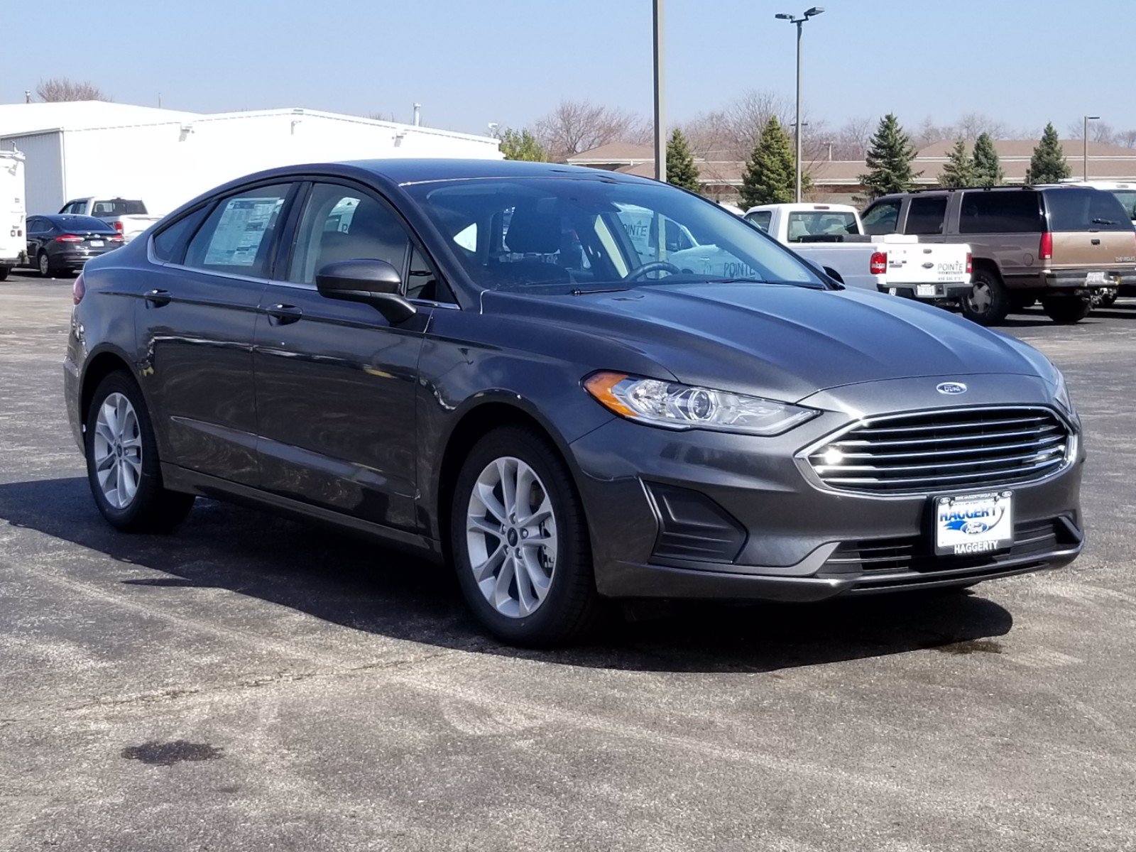 New 2020 Ford Fusion SE 4dr Car in Glen Ellyn #F20227 | Haggerty Auto Group